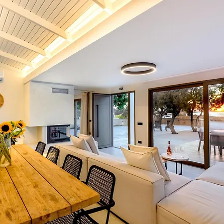 Sunset House, Only 50m From The Feriehus